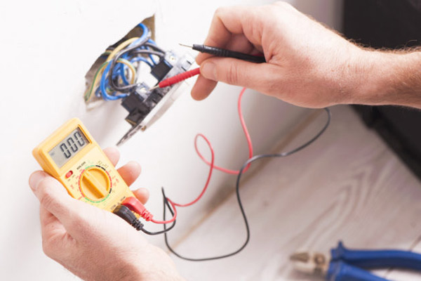 renovation-electrique-viala-elec-bizanet-aude-11